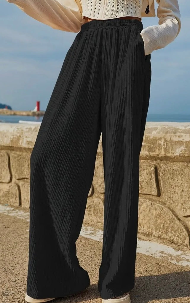 Black Wide Leg Casual
Trousers